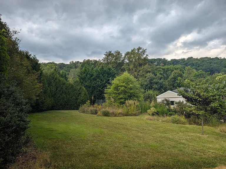 Burnt Acres Ct — Photo 11