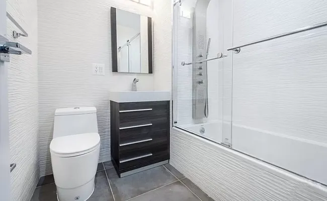 Rented by Michal Kuras, LREB | media 7