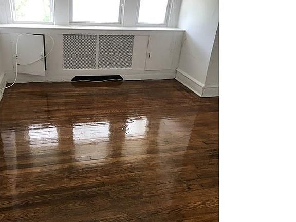 2nd image of 5327 Kershaw St
