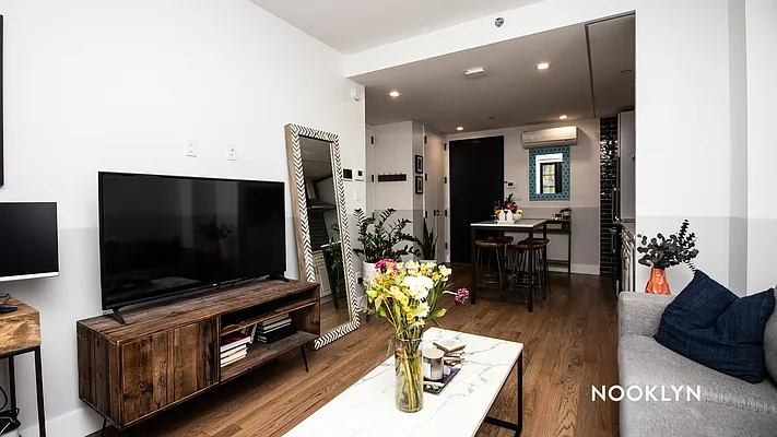 Rented by Nooklyn NYC LLC | media 49