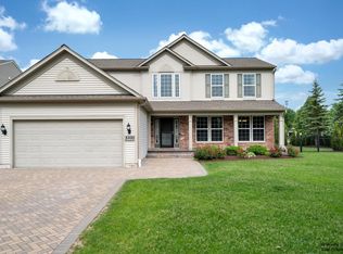 3100 Drury Ln, Carpentersville, IL 60110