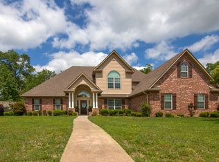 103 Wood Creek Ct, White Oak, TX 75693