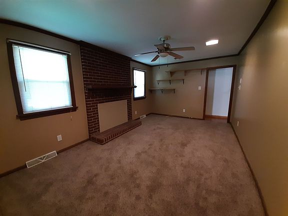 4th image of 6366 Lakeway Dr