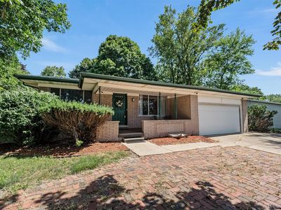 2550 W Walton Blvd, Waterford, MI, 48329