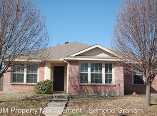 2905 Marsh Dr, Lancaster, TX 75134