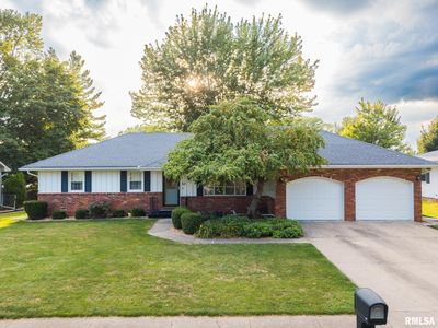 2107 Sierra Dr, Pekin, IL, 61554