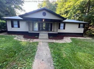 86 Laurel Branch Rd, Peytona, WV 25053