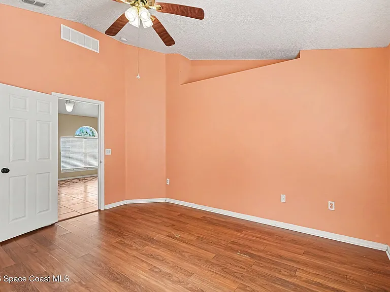 2781 Maderia Cir — Photo 19