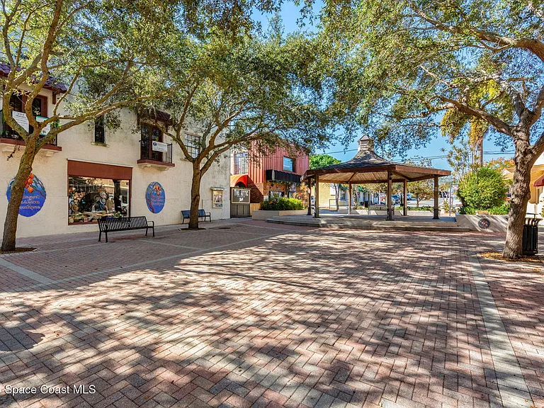 116 Rosa L Jones Dr — Photo 47