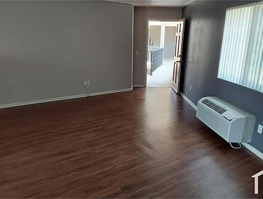 5746 Burchard Ave #2 — Photo 15