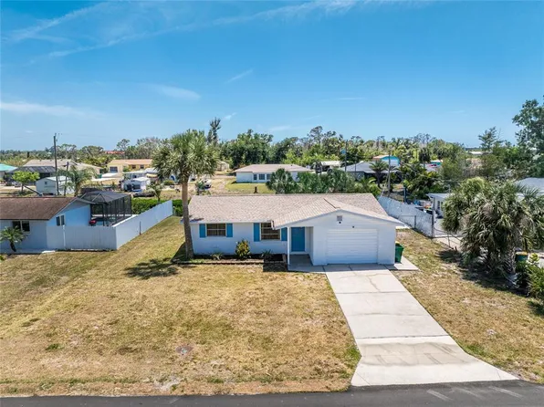 857 E 3rd St, Englewood, FL 34223