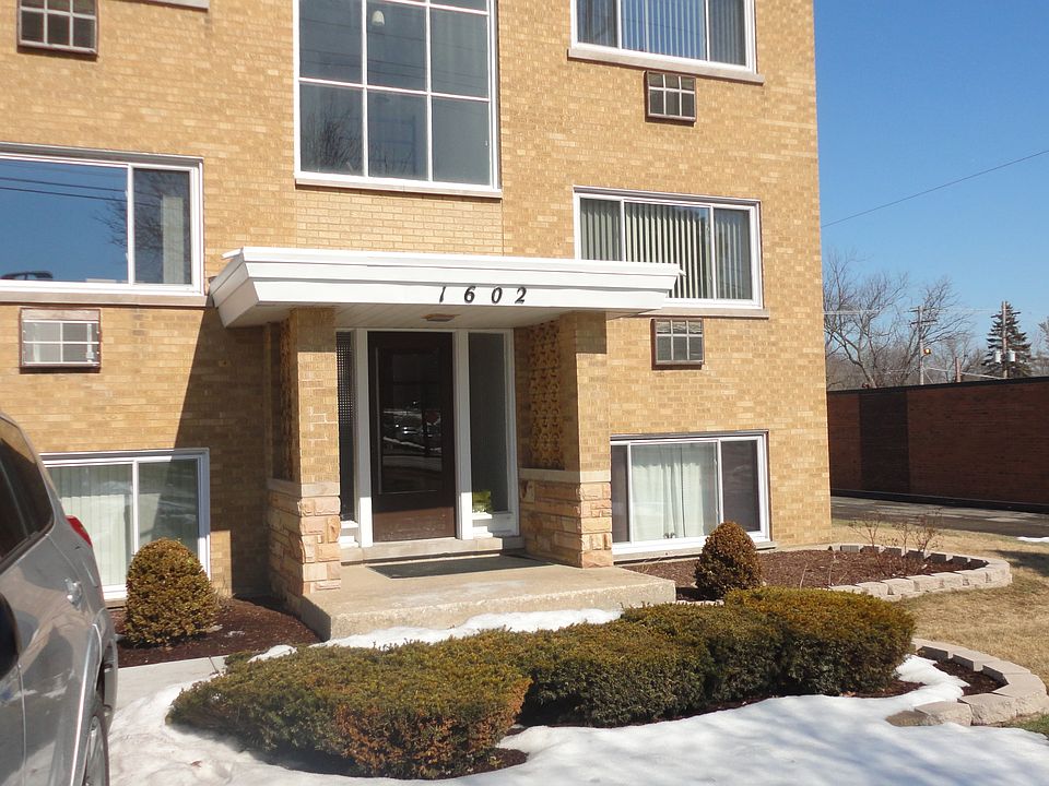 1602 Ogden Av. Downers Grove, Il GW