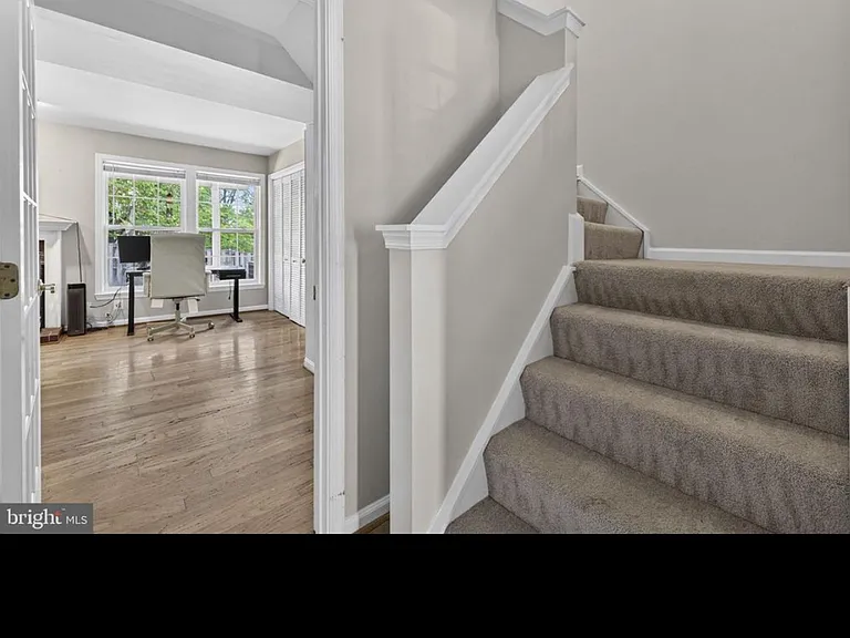 9320 Garst Dr — Photo 5