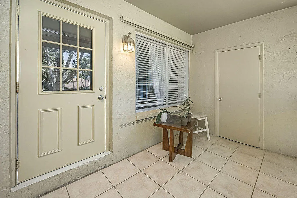 2 bed, 1.0 bath, 991 sqft, $1,850 — Photo 4