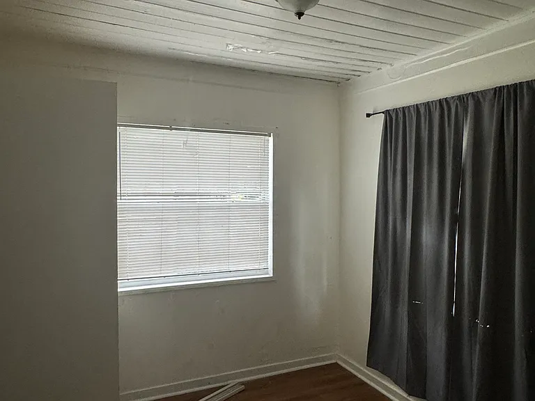 6914 N Central Ave #1 — Photo 6
