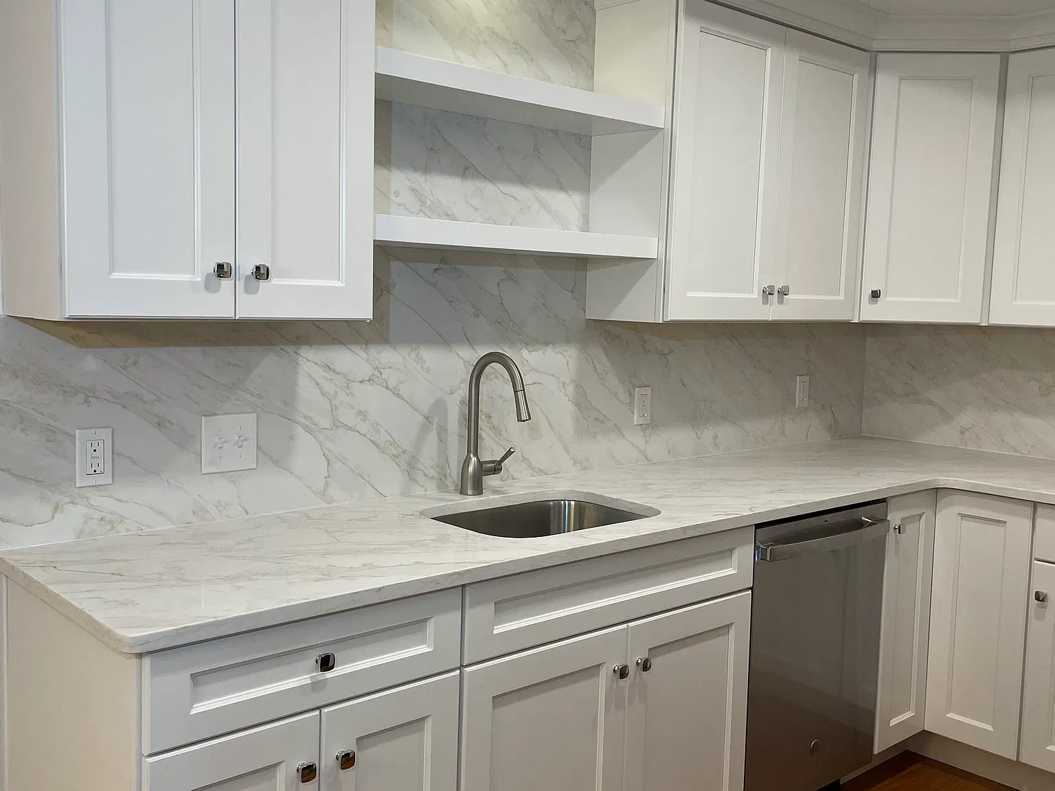 293B Sharon Way, Monroe Township — Photo 2