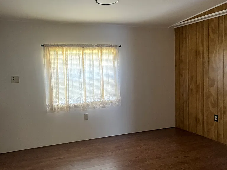 570 Eldorado Rd — Photo 5