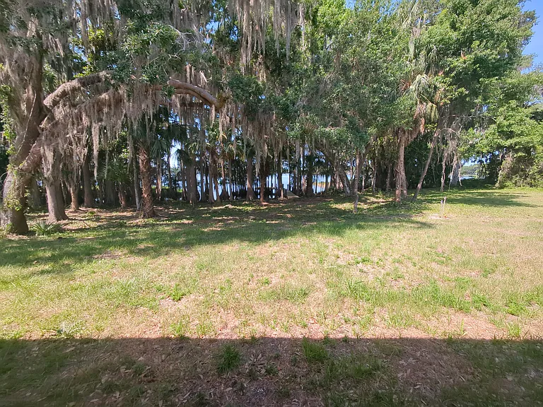 980 Ibis Cir — Photo 27