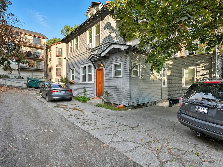 615 W 6th Ave — Photo 19