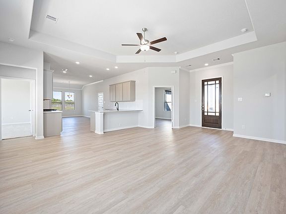 9518 Tree House Ct - Carter - Family Room Kitchen