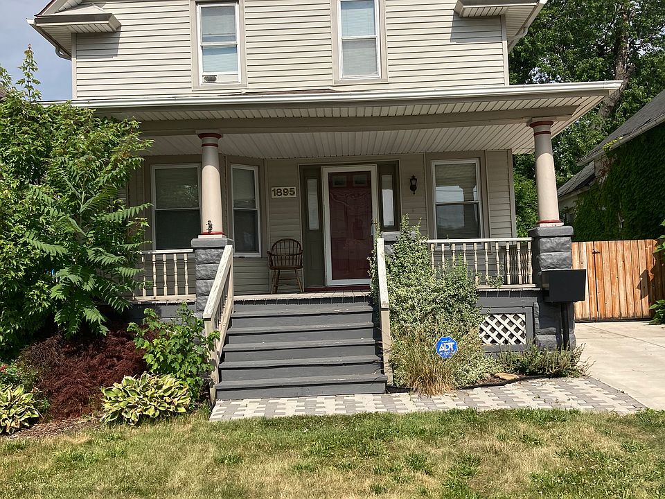 1st image of 1895 W 58th St
