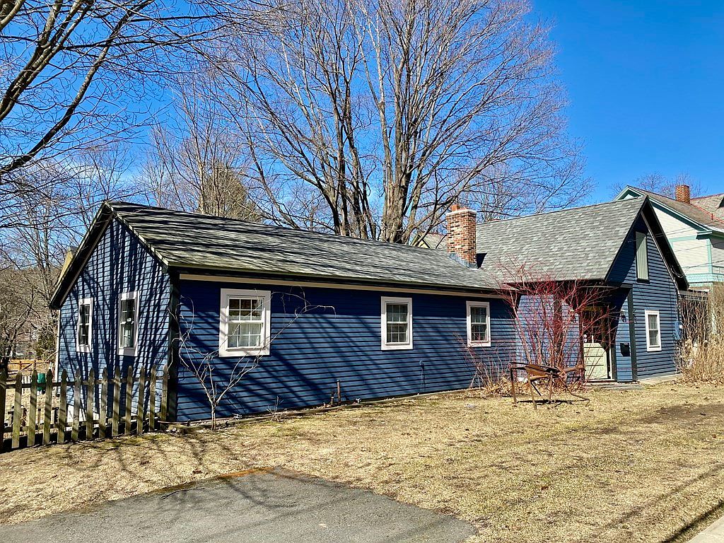 2 S Maple St, Shelburne, MA 01370 Zillow