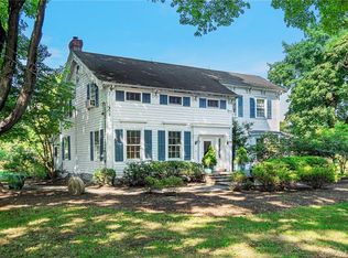 19 Lake Station Rd, Warwick, NY 10990