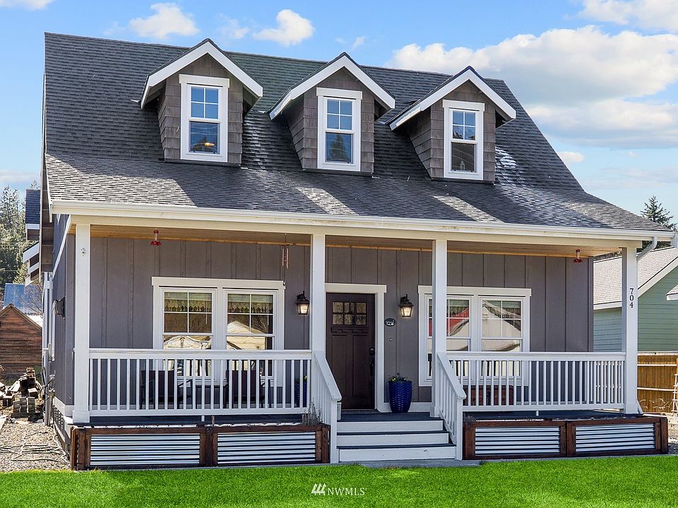 This is the one everyone ooh's & ahh's over! Absolutely beautiful cottage style home.