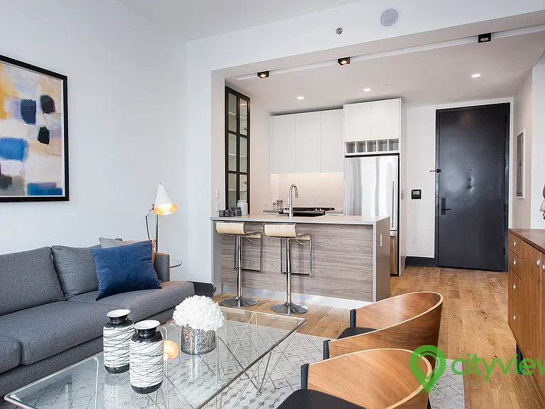 42-20 27th St #610 — Photo 7