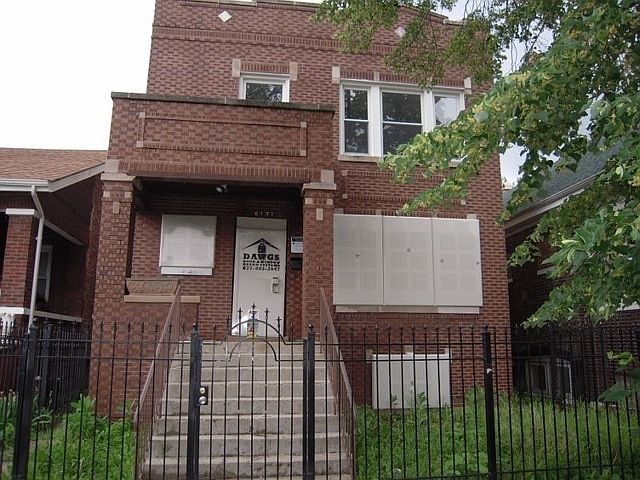 1st image of 6131 S Artesian Ave