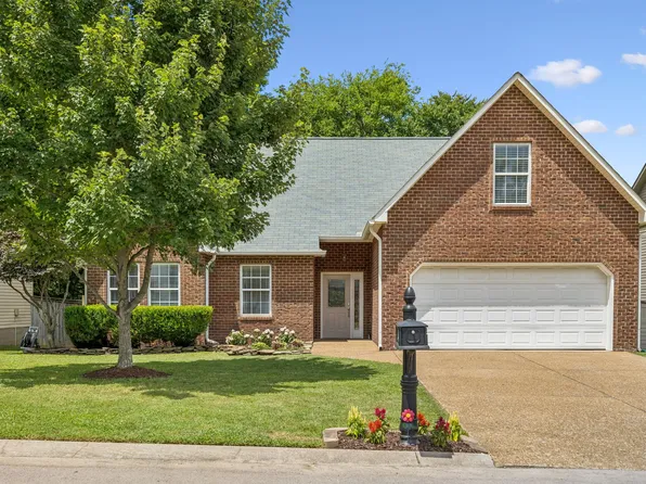 1271 Baker Creek Dr, Spring Hill, TN 37174