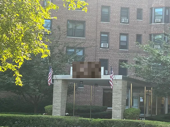 8401 Main St APT 722, Queens, NY 11435