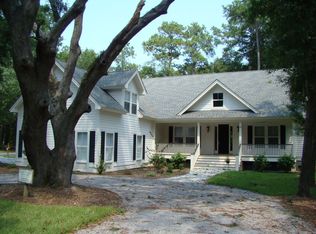 19 Laughing Gull Dr, Beaufort, SC 29907