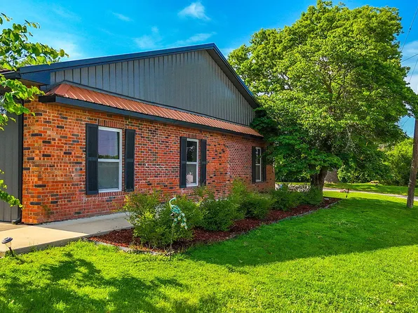 1821 N Jefferson St, Mexico, MO 65265