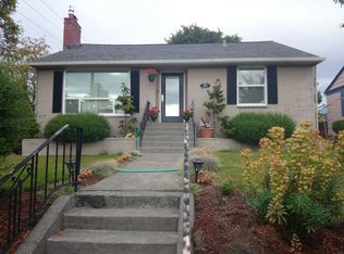 3202 41st Ave SW, Seattle, WA 98116