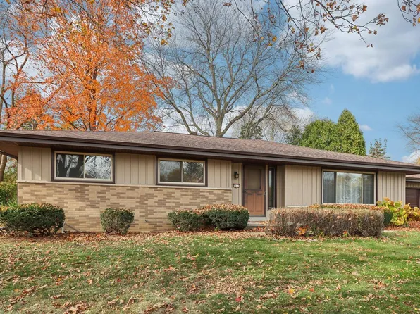 7113 North 97th STREET, Milwaukee, WI 53224