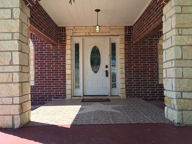 1st image of 1311 Mulberry Ln