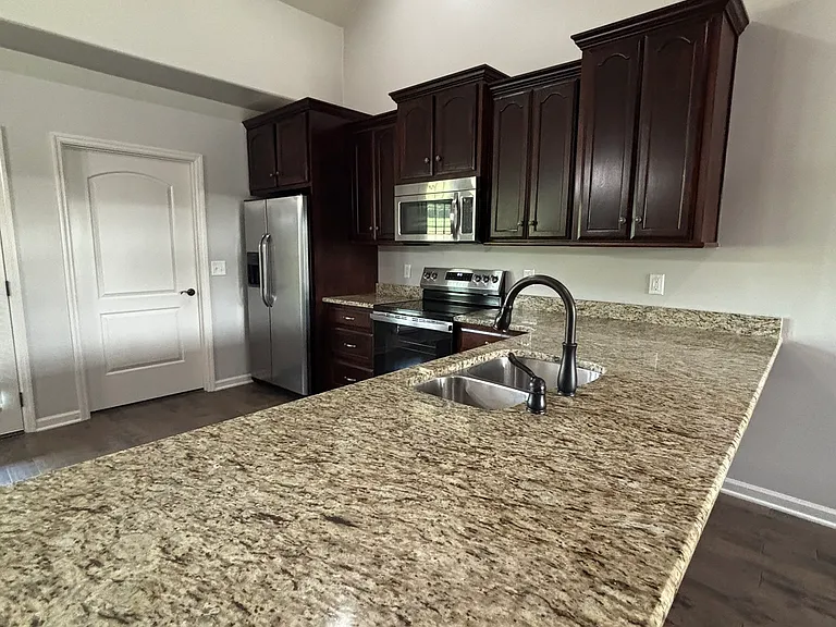 338 Big Station Camp Blvd #A — Photo 8