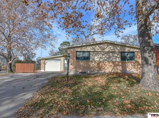 7000 S Wedgewood Dr, Lincoln, NE 68510