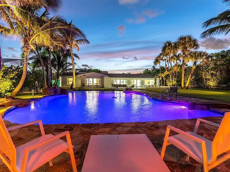 1663 N Fort Lauderdale Beach Blvd — Photo 2