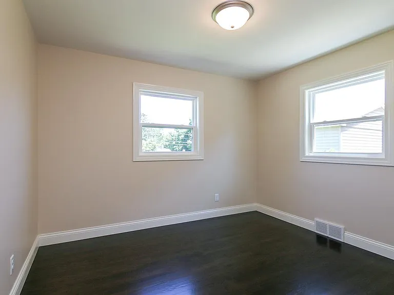 410 Rushmore Ln #1 — Photo 15