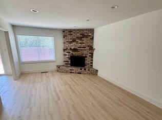 820 Vera Ave, Redwood City, CA 94061
