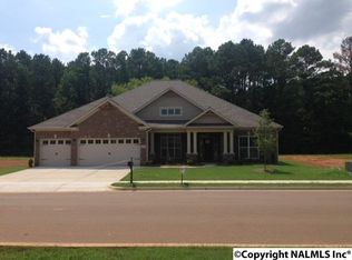 122 Autumn Cove Dr SW, Madison, AL 35756