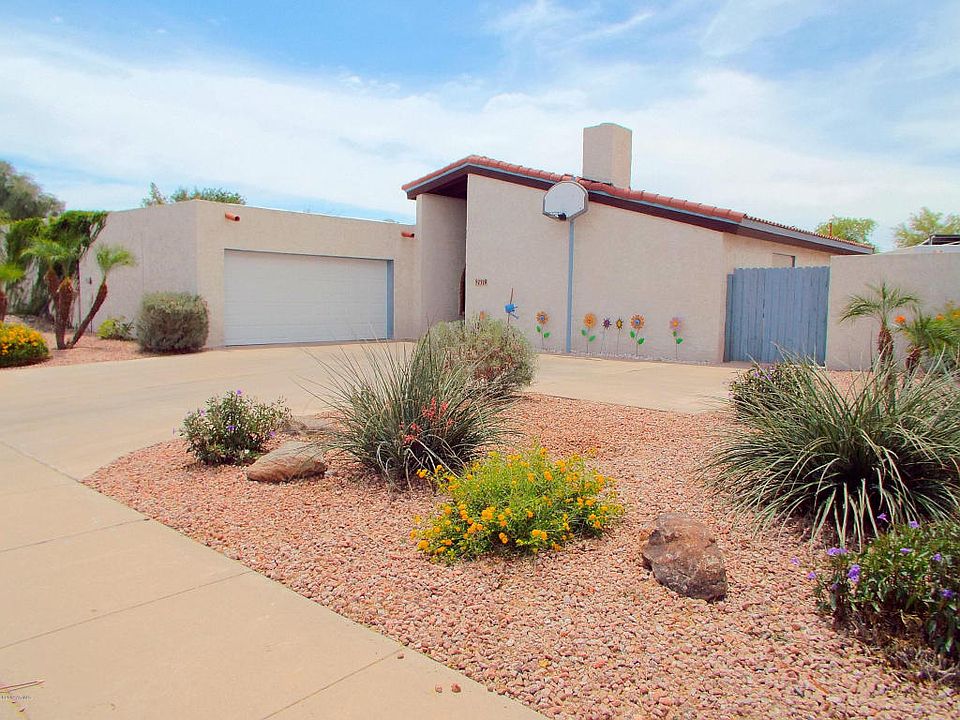 1st image of 2129 E Loma Vista Dr