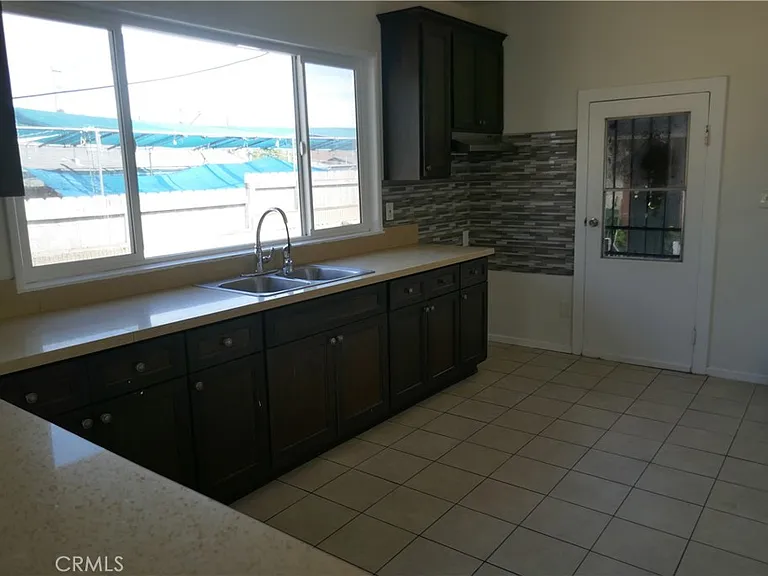 132 N Ditman Ave — Photo 12