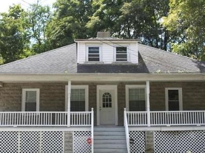 492 Thacher St, Attleboro, MA, 02703