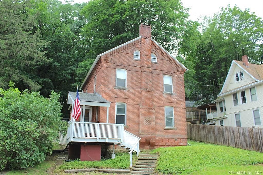 82 Hinsdale Ave, Winsted, CT 06098 Zillow