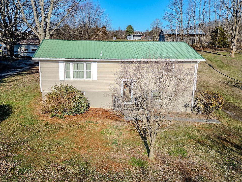 1st image of 137 Kiser Cir