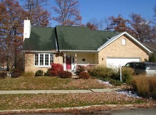 2634 Barberry Dr, Hobart, IN 46342