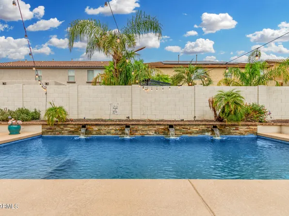 5606 W CAVEDALE Drive, Phoenix, AZ 85083